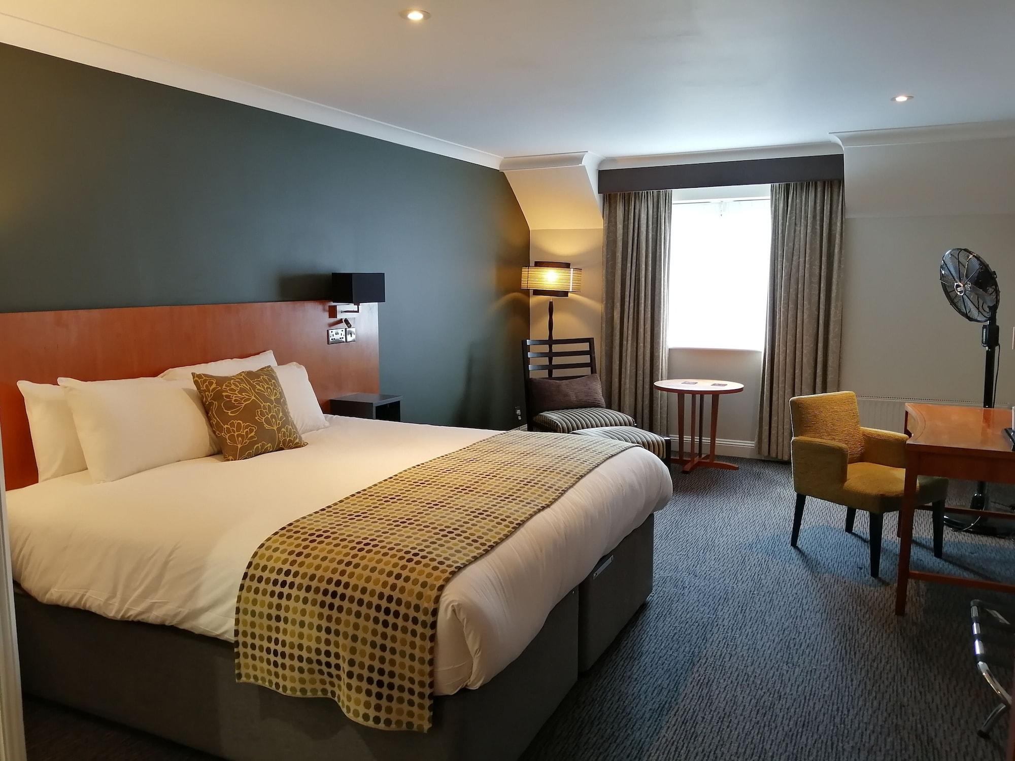Western Angel 3* Chippenham (Wiltshire)