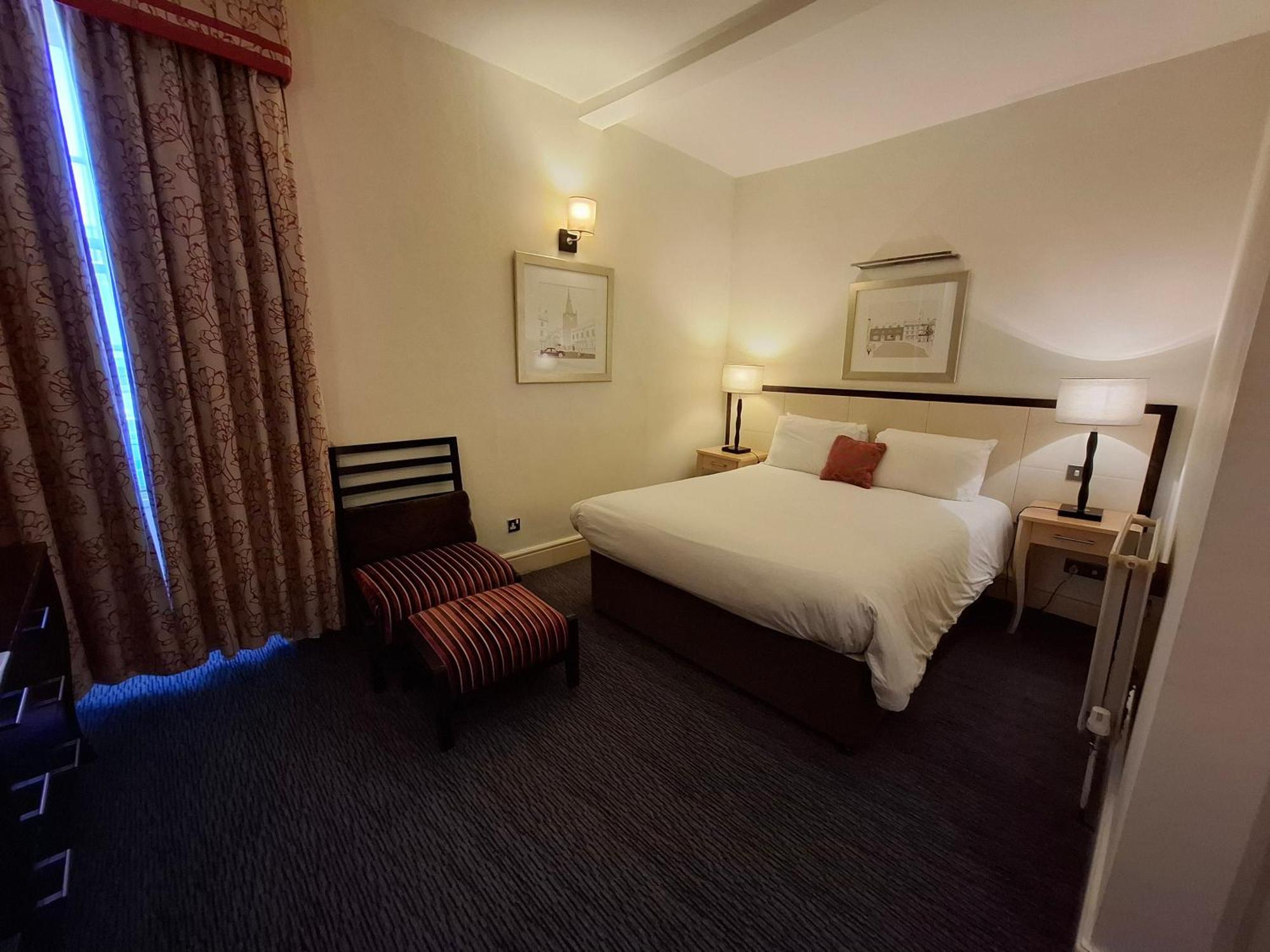 Western Angel Hotel 3*